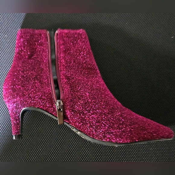 Pink/black shimmer metallic ankle booties NWOT Size 6.5 - Picture 9 of 12